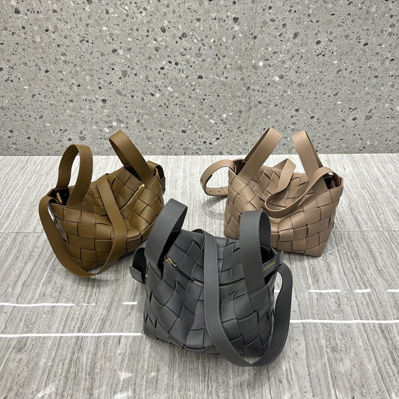 Women’s Woven Split Leather Crossbody handbag image 3