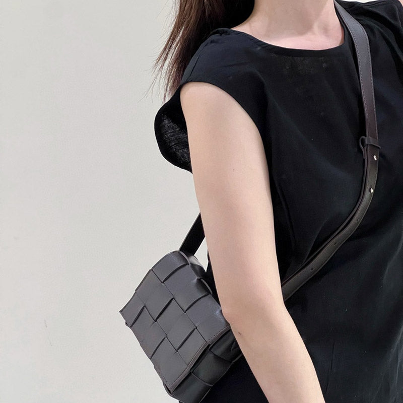 Women’s Woven Top-Grain Lambskin Leather Crossbody Shoulder Bag image 6