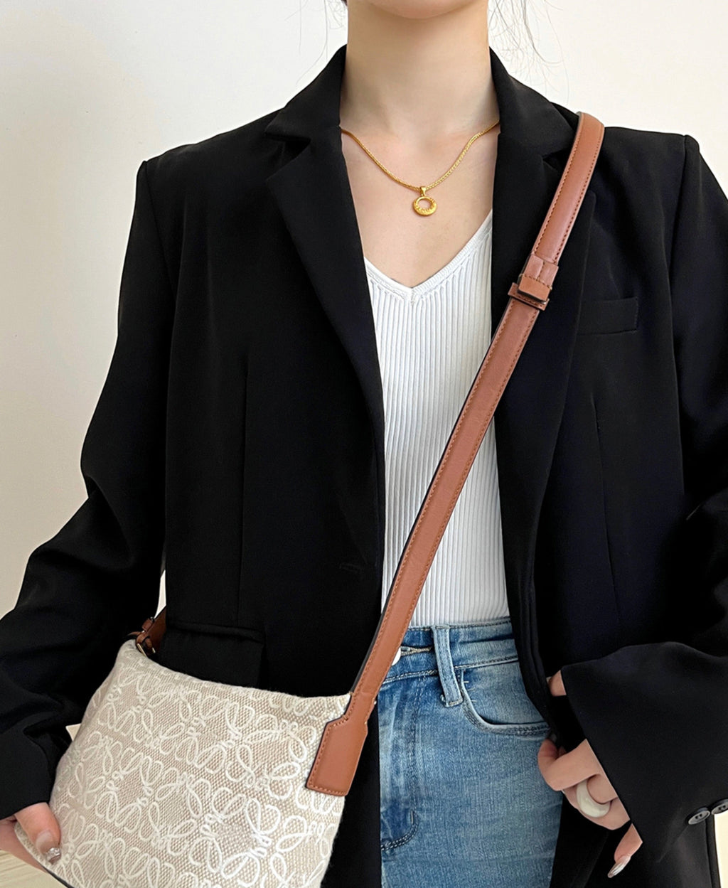 Crossbody shoulder strap accessory for Cubi Bag, genuine leather bag replacement strap.