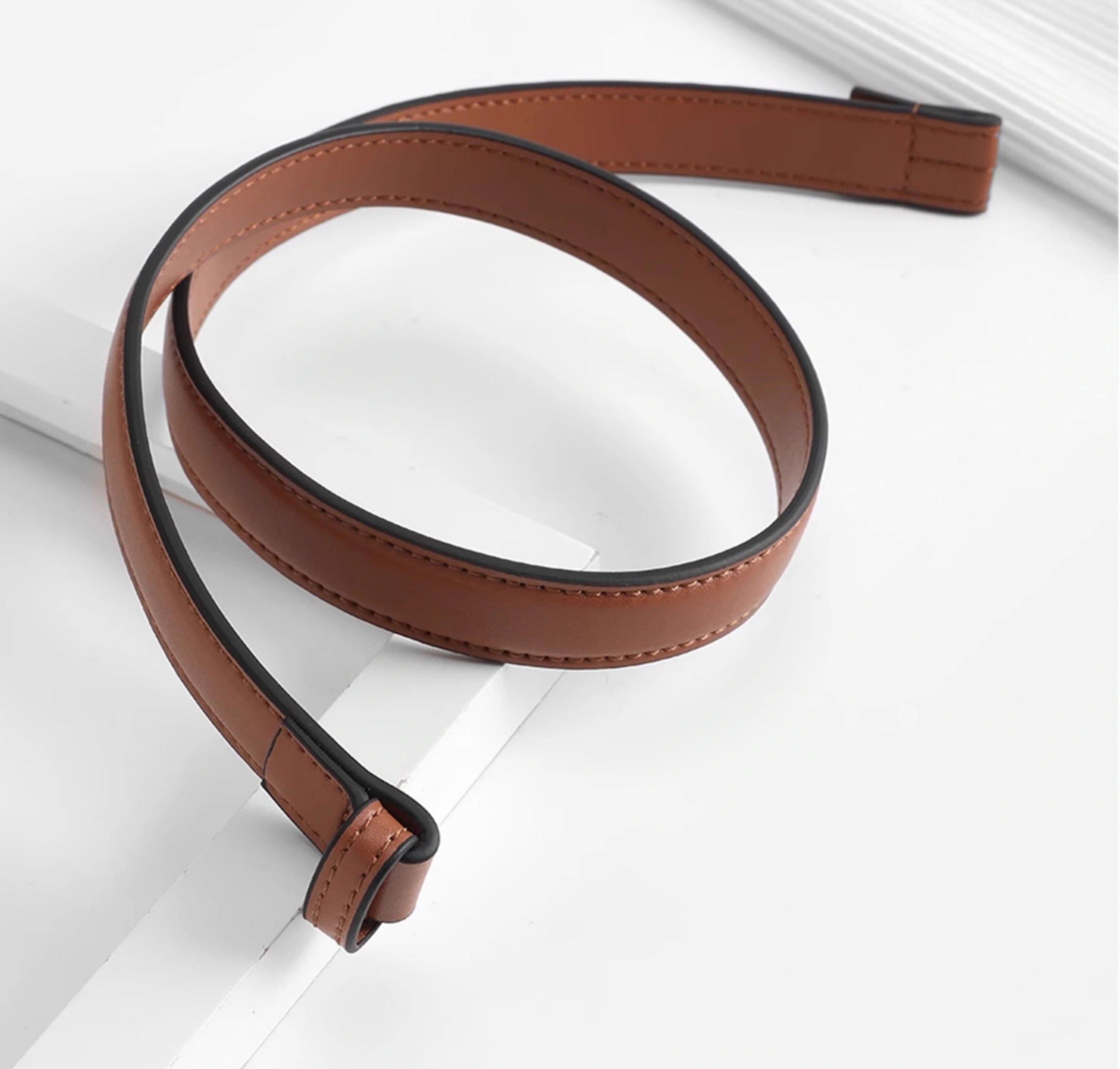 Crossbody shoulder strap accessory for Cubi Bag, genuine leather bag replacement strap.