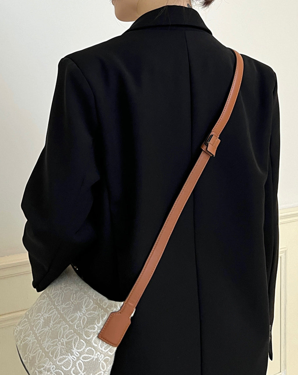 Crossbody shoulder strap accessory for Cubi Bag, genuine leather bag replacement strap.