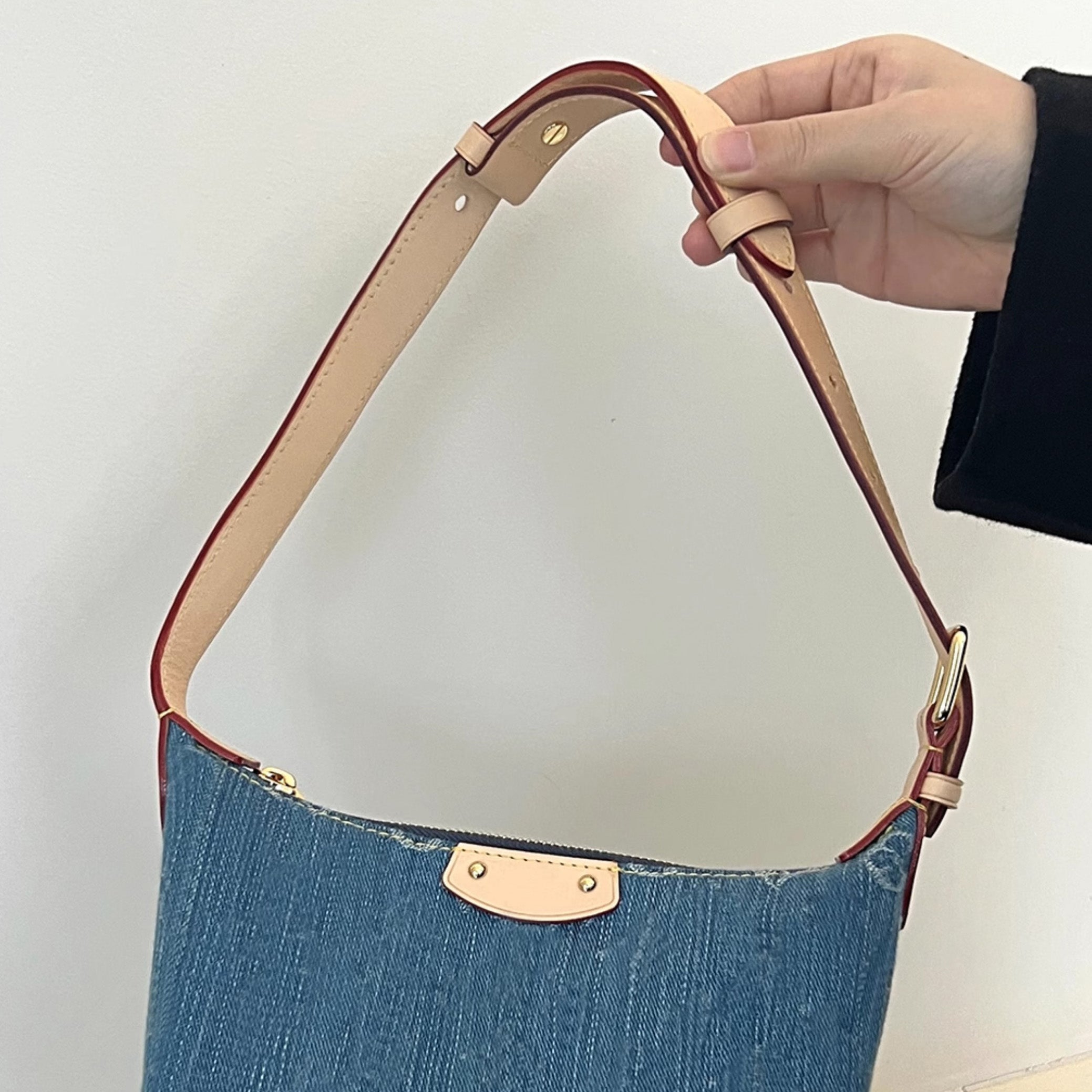 Genuine Leather Extension Strap for Hills Pochetted Bag – 30cm Length, 2.5cm Width