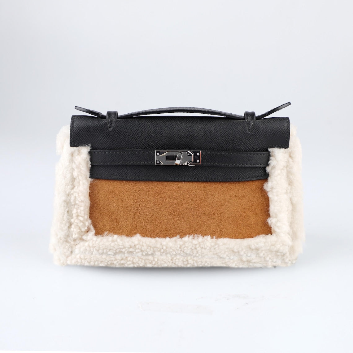 TEDDY HONEY Crafted from plush shearling, Teddy cover offers a soft and cozy feel. customize Fit to Kelly handbag, Birkin handbag