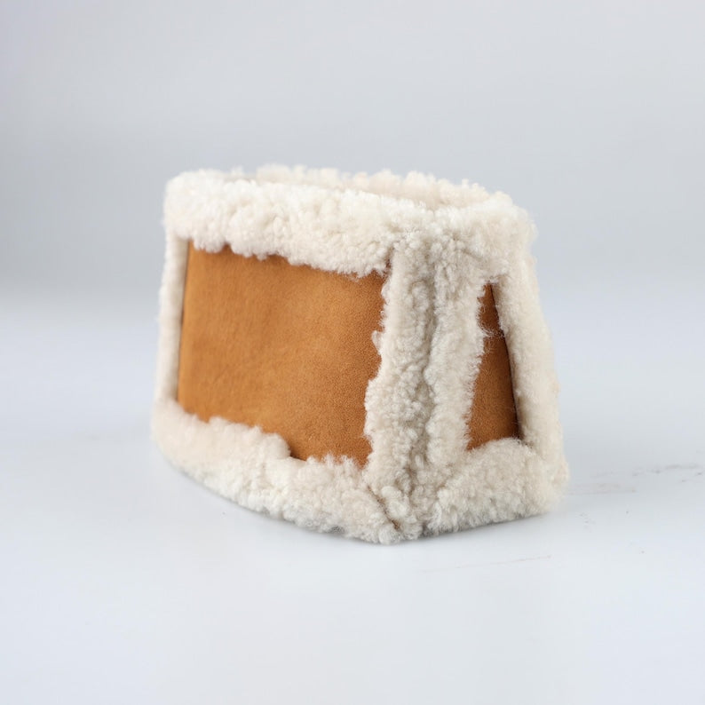 TEDDY HONEY Crafted from plush shearling, Teddy cover offers a soft and cozy feel. customize Fit to Kelly handbag, Birkin handbag