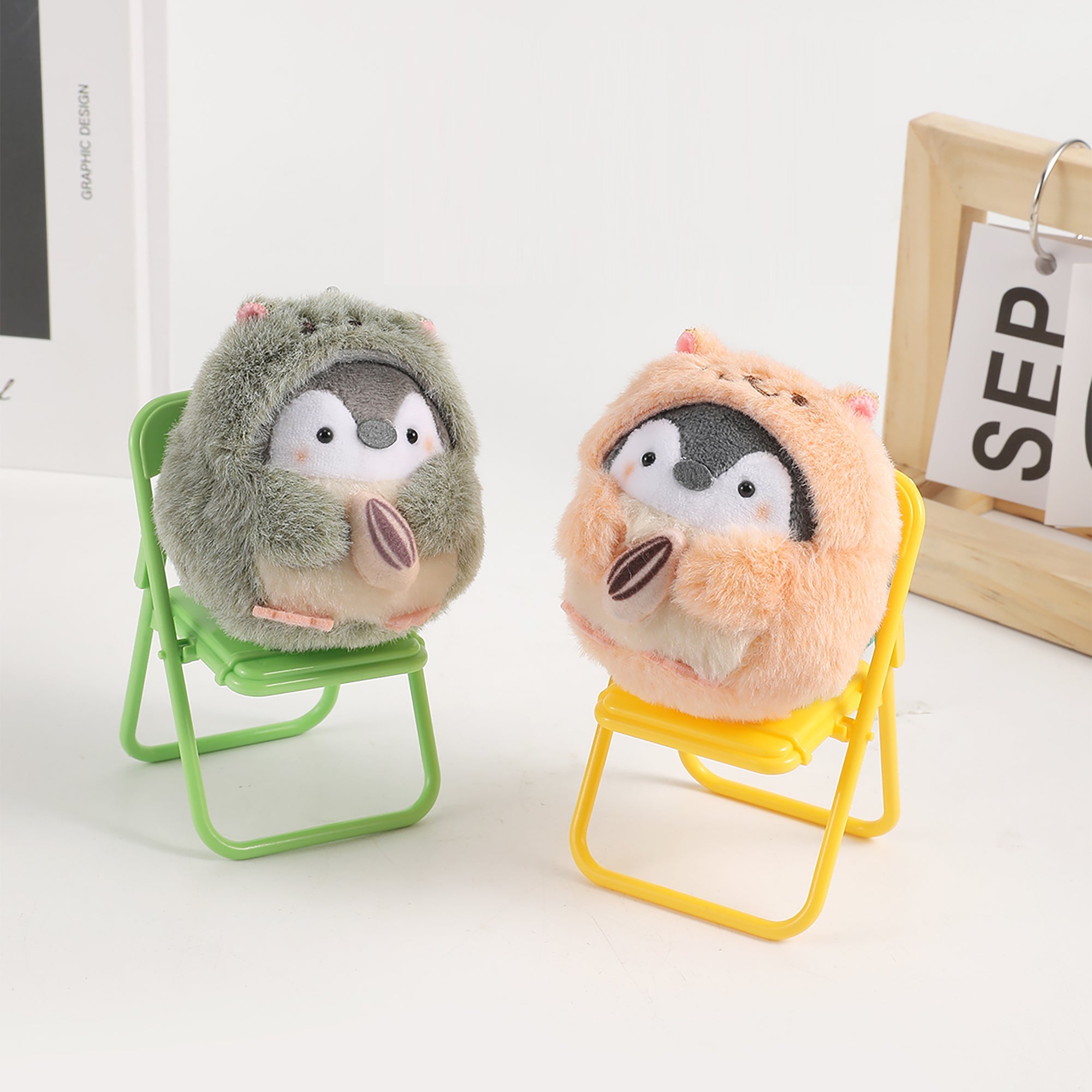 Cute little penguin plush keychain accessory for bags, plush hamster toy for backpacks, couple keychain for bags or keys