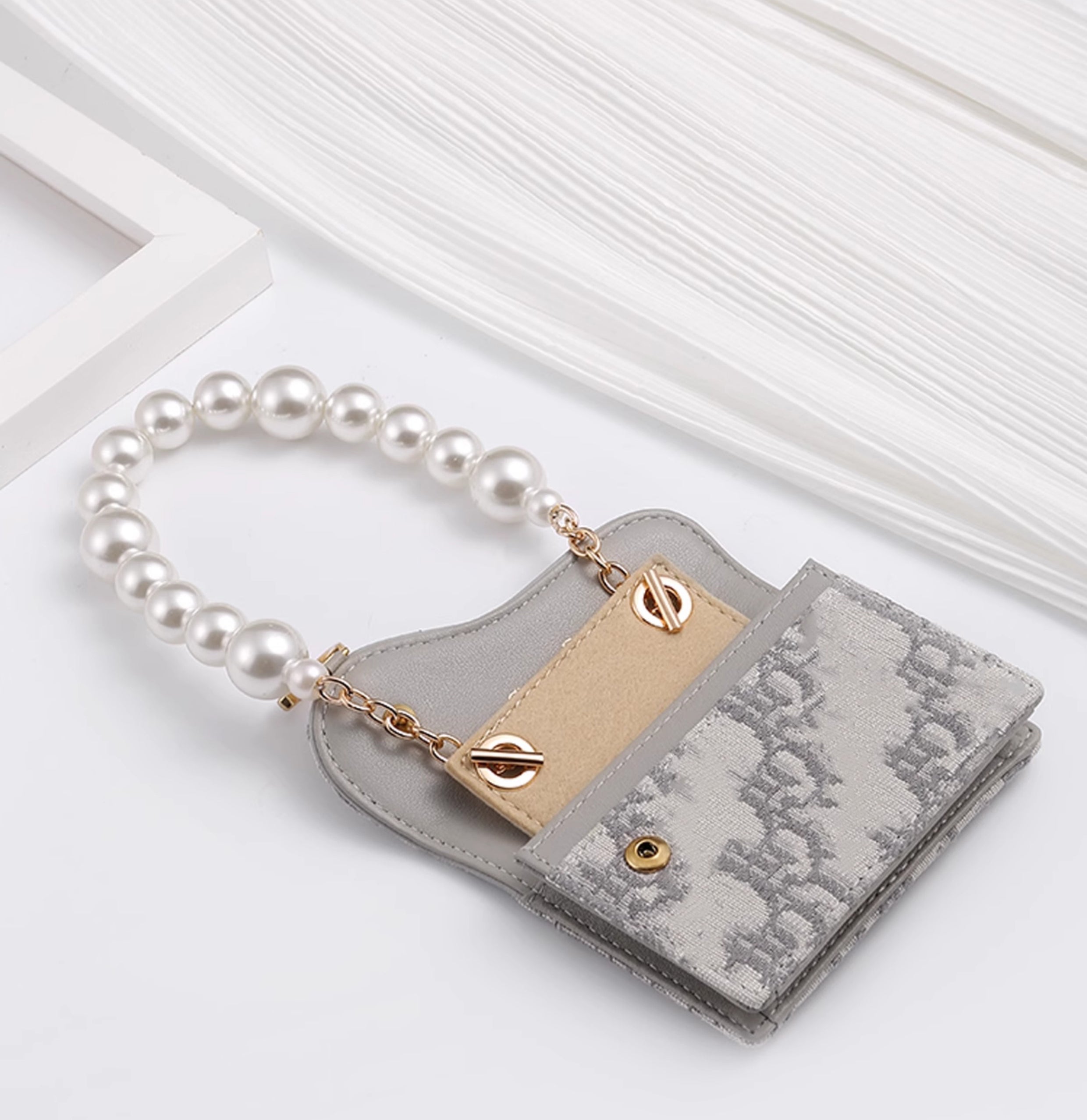 Pearl chain suitable for women's cardholder transformation, crossbody shoulder strap wallet insert accessory