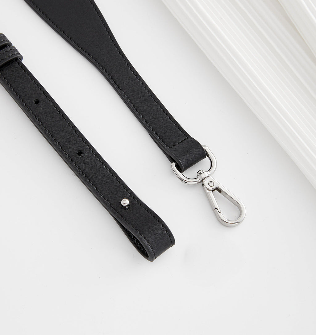 Handmade Genuine Leather Backpack Straps with Adjustable Length and Pressure-Reducing Shoulder Pads