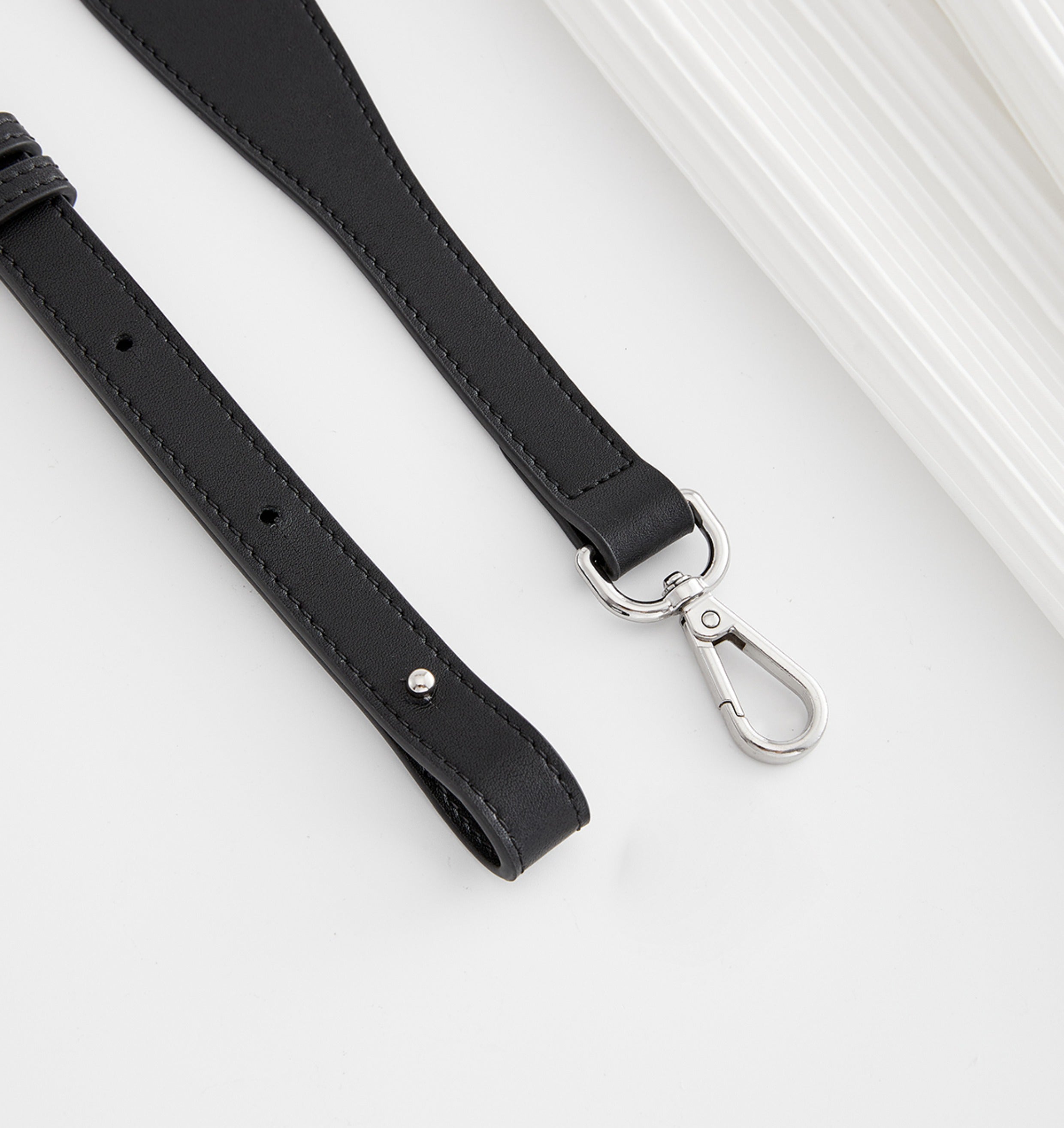 Handmade Genuine Leather Backpack Straps with Adjustable Length and Pressure-Reducing Shoulder Pads