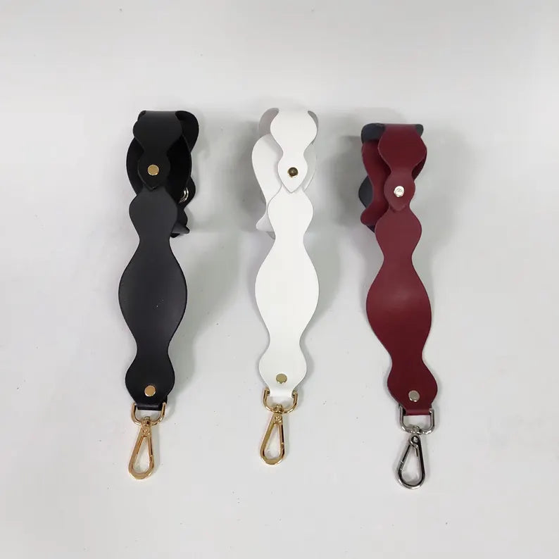 Leather shoulder strap for bags,Curved black strap,Purse handle,Crossbody handbag strap,Leather strap for shoulder bags,Detachable shoulder strap
