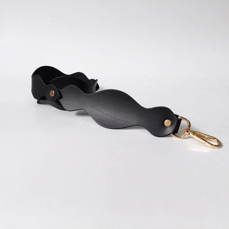 Leather shoulder strap for bags,Curved black strap,Purse handle,Crossbody handbag strap,Leather strap for shoulder bags,Detachable shoulder strap