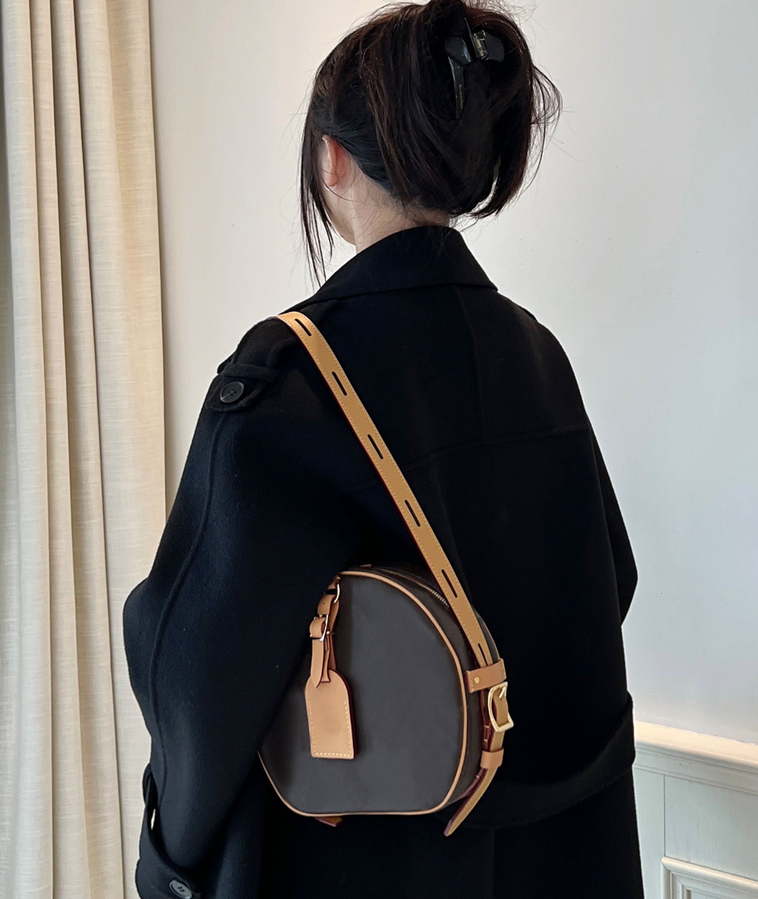 Petite Boîte Chapeau bag shoulder strap makeover, Vachetta Leather color-changing crossbody and underarm bag strap accessories