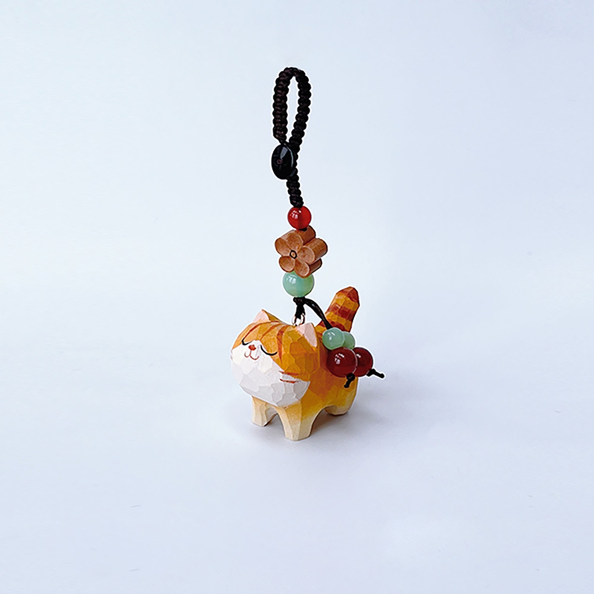 Handcrafted Wooden Pig Keychain – Car Key Holder, Backpack Decoration, Couple Gift, Exquisite Birthday Present for Friends