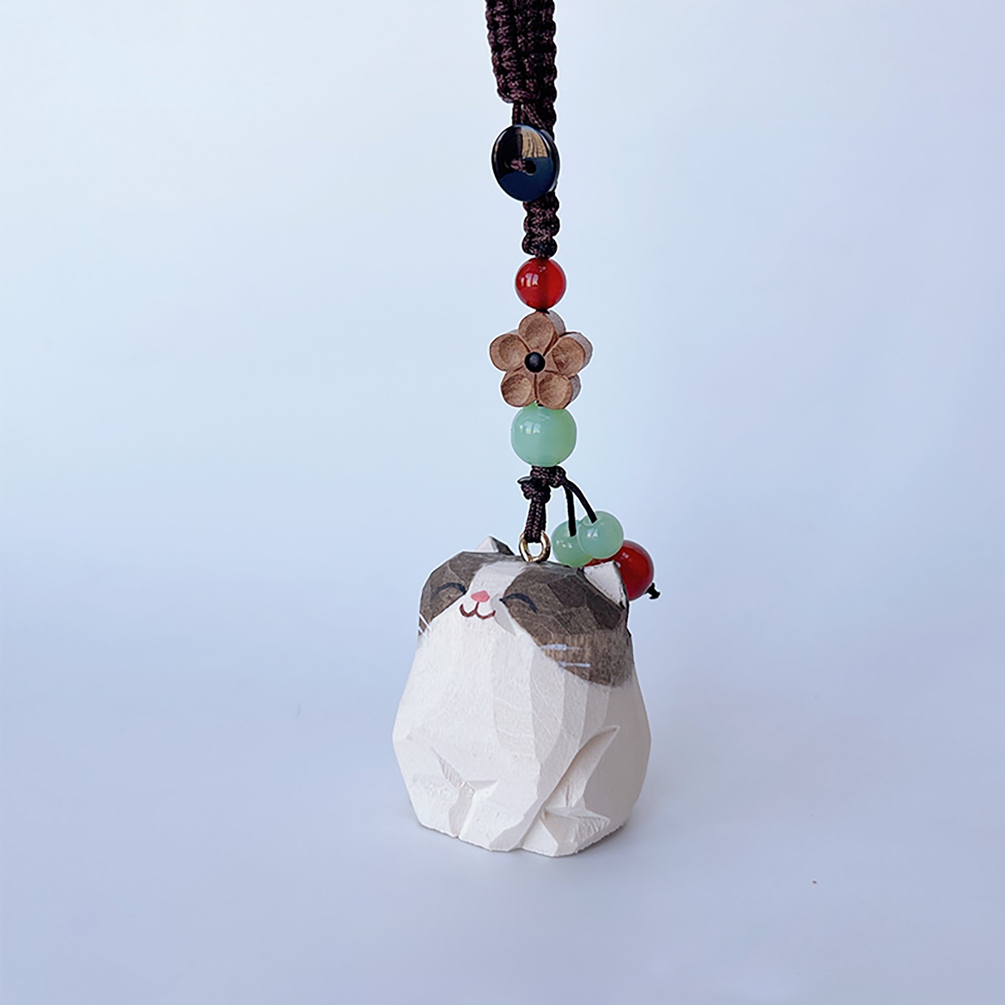 Handcrafted Wooden Pig Keychain – Car Key Holder, Backpack Decoration, Couple Gift, Exquisite Birthday Present for Friends