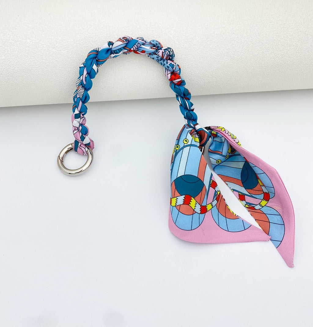Handcrafted Evelyn Bag Strap – Braided Rope Scarf with Bow Tie, Suitable for Handheld and Underarm Carry