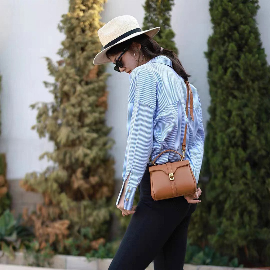 Brown leather leather crossbody bag | Mini tote bag brown for women and girls - Wirkin™