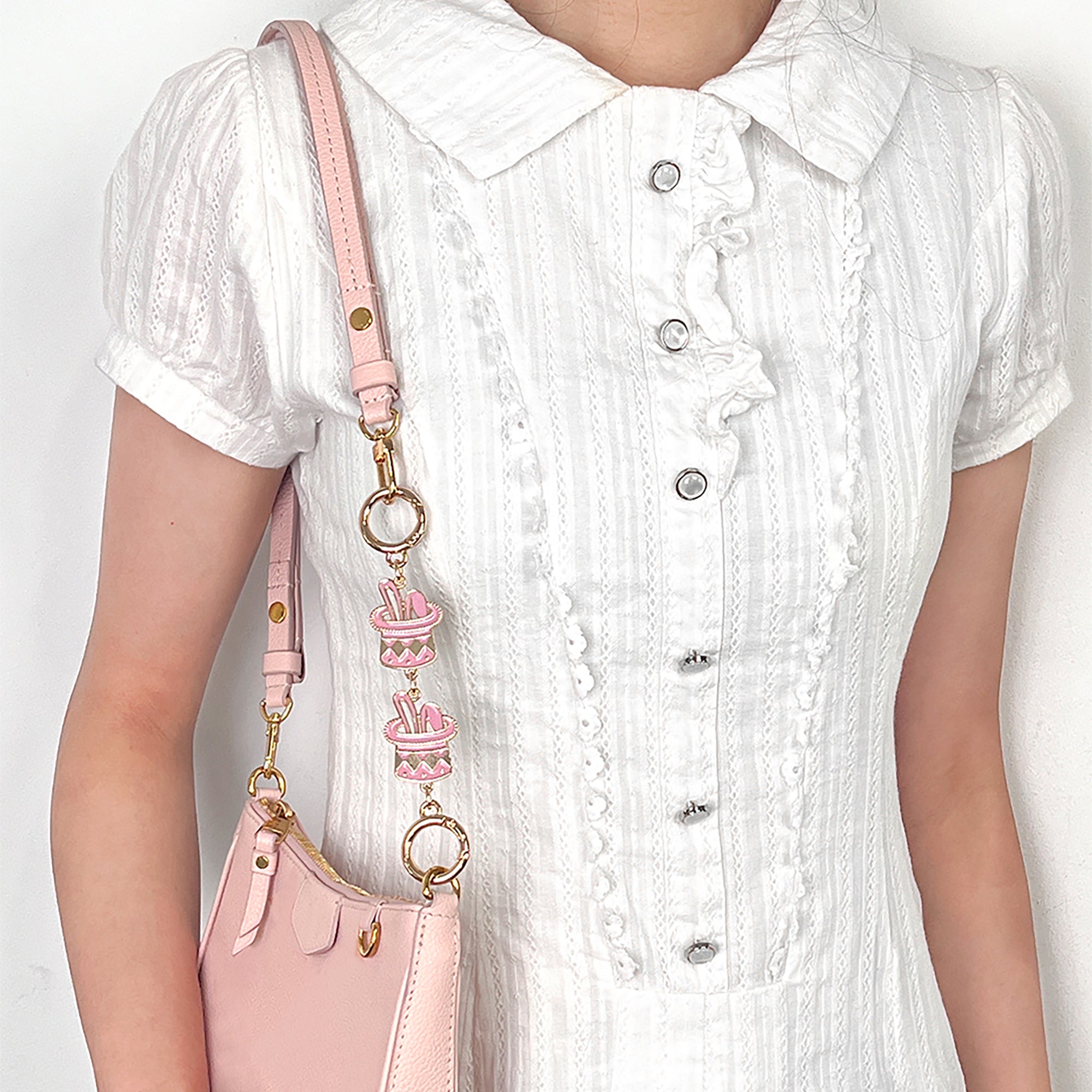 Metal material bag chain extension, pink magic hat style extension clasp, underarm bag chain extension accessory