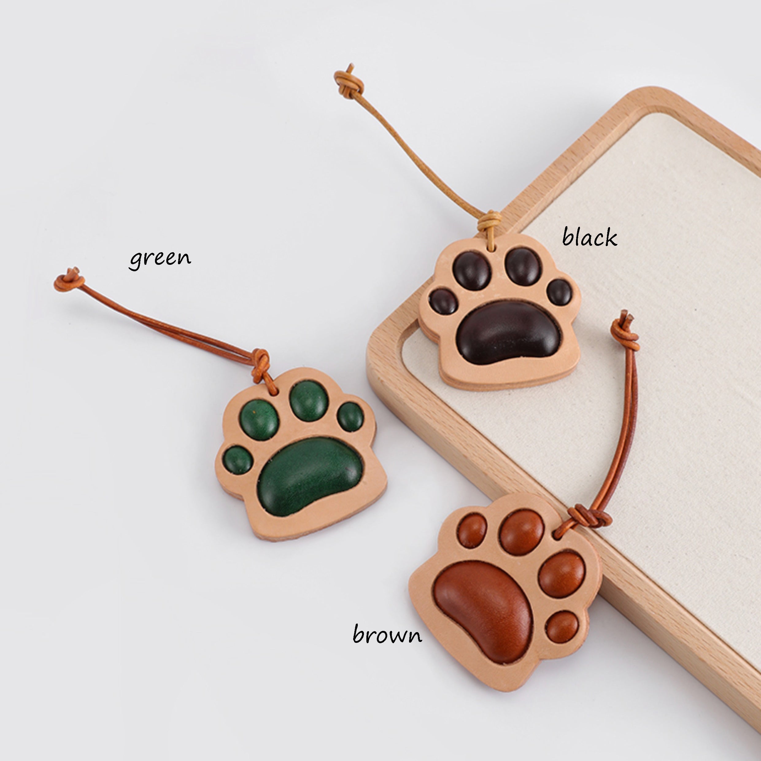 Cat paw charm, handmade wooden multi-color car accessory, bag keychain, backpack cute decorative pendant