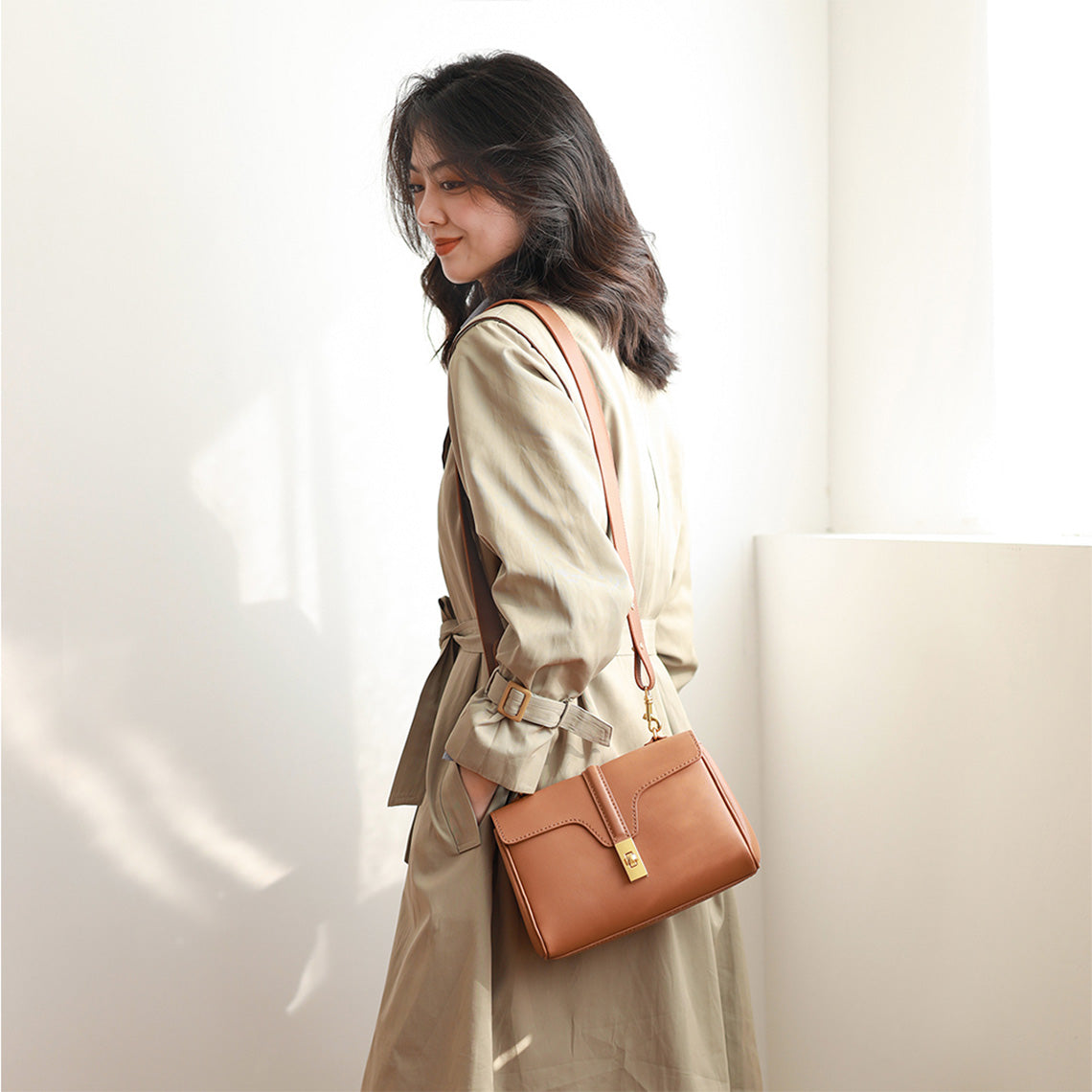 Small Soft 16 Crossbody Bag Brown | Leather Crossbody & Shoulder Bag for Women - Wirkin™